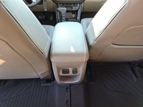 Used 2016 GMC Canyon SLT w/ Driver Alert Package AWD/4WD image 33