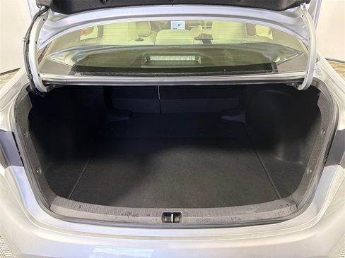 Used 2023 Toyota Corolla SE image 18