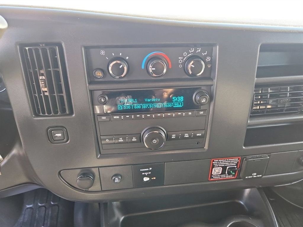 New 2026 GMC Savana 3500 w/ Driver Convenience Package RWD image 18