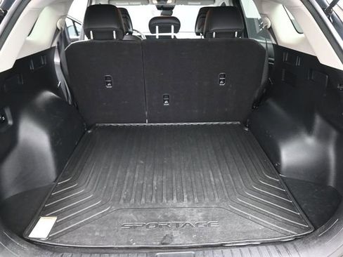 Used 2024 Kia Sportage EX image 14