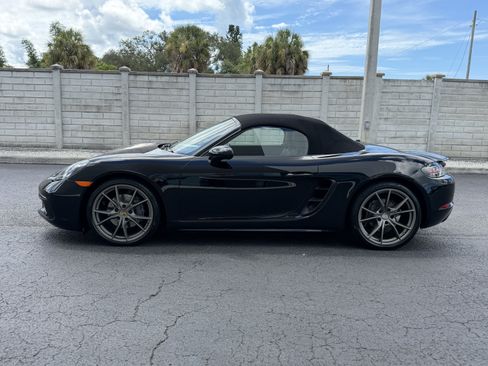 Certified 2019 Porsche 718 Boxster RWD image 2