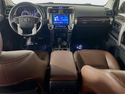 Used 2018 Toyota 4Runner Limited image 27