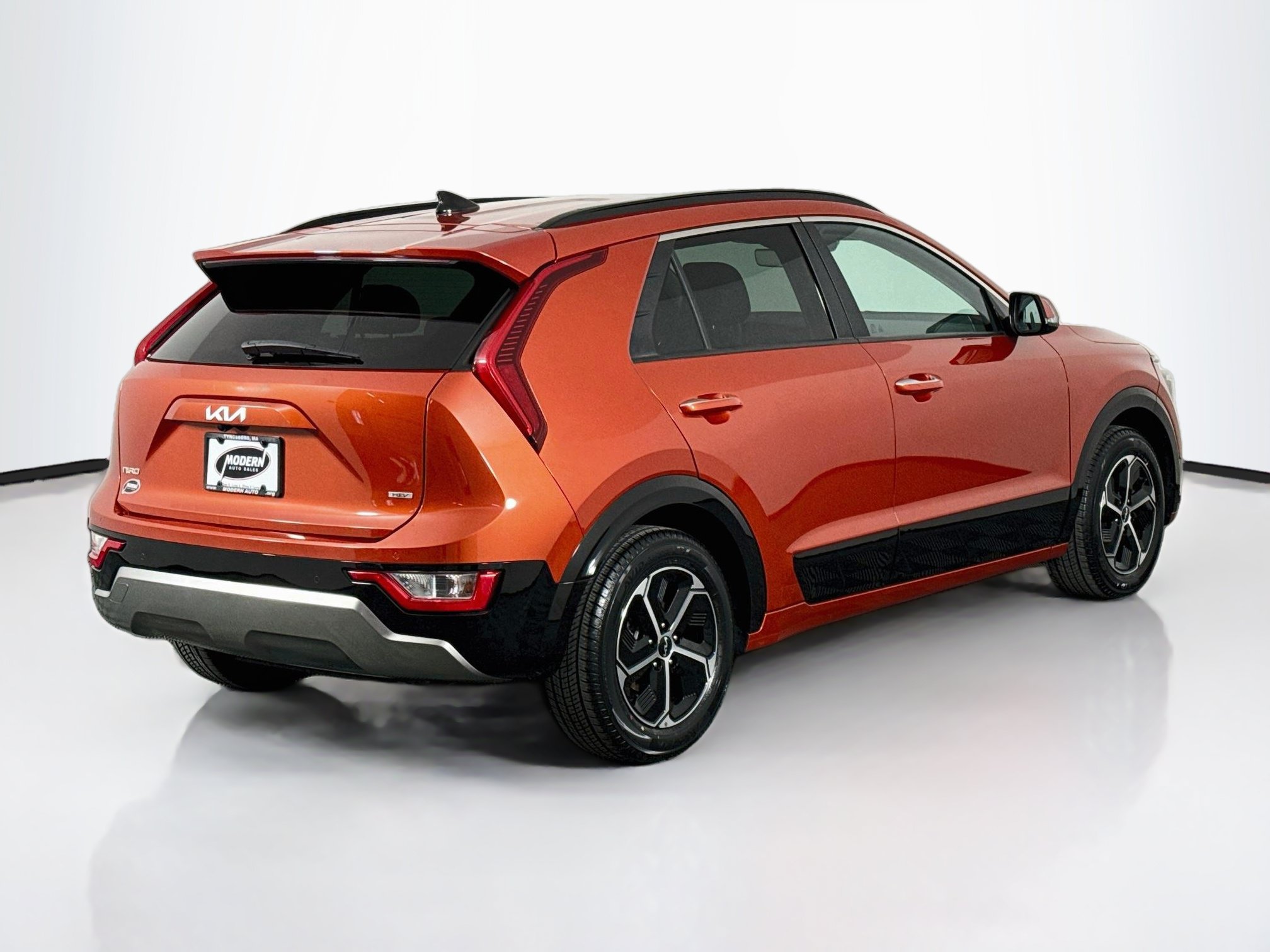 Used 2023 Kia Niro FWD image 15