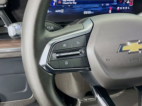 Used 2025 Chevrolet Tahoe LT image 10