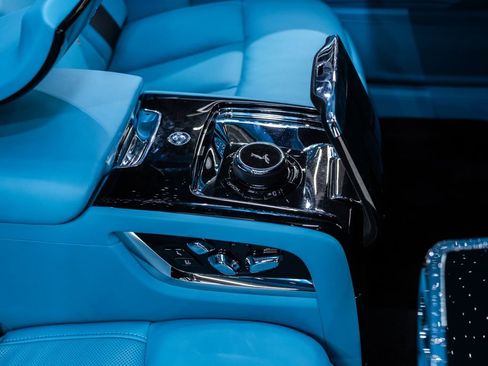 Used 2025 Rolls-Royce Phantom Mansory image 33