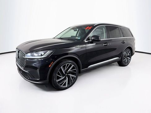 Used 2025 Lincoln Aviator Reserve w/ Equipment Group 201A AWD/4WD image 7