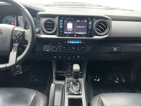 Used 2019 Toyota Tacoma TRD Pro image 12
