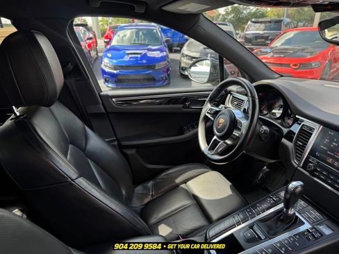 Used 2018 Porsche Macan S w/ Premium Package Plus AWD/4WD image 38