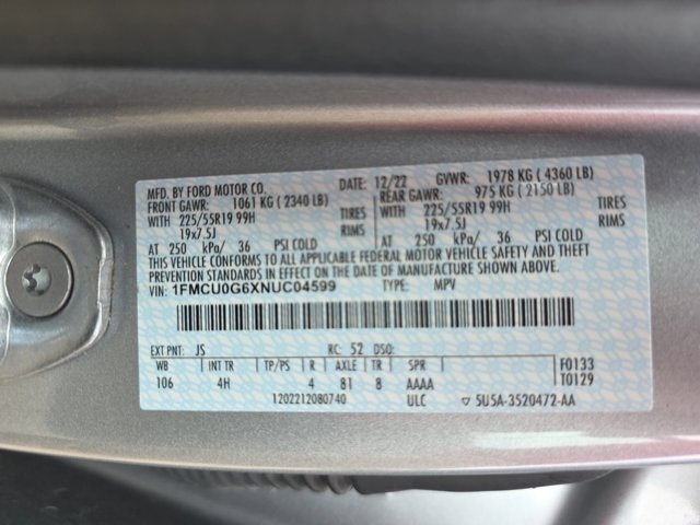 Used 2022 Ford Escape SE w/ SE Sport Appearance Package FWD image 25