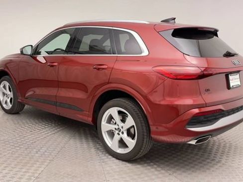 Used 2025 Audi Q5 Premium Plus w/ Premium Plus AWD/4WD image 4