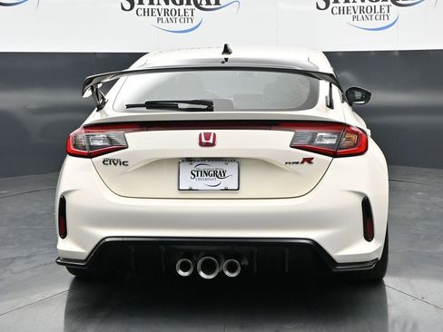 Used 2025 Honda Civic Type R image 6