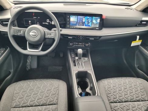 New 2026 Nissan Kicks SV w/ SV Premium Package image 10