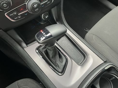 Used 2023 Dodge Charger SXT w/ Blacktop Package image 25