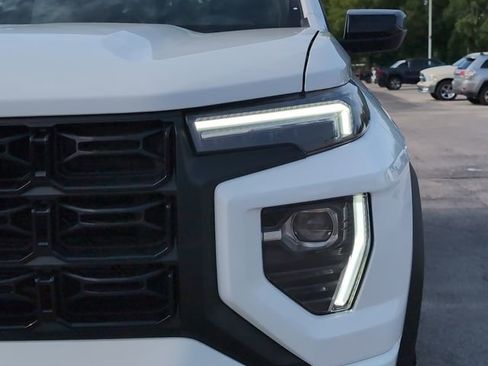 New 2025 GMC Canyon Elevation w/ Convenience Package image 33