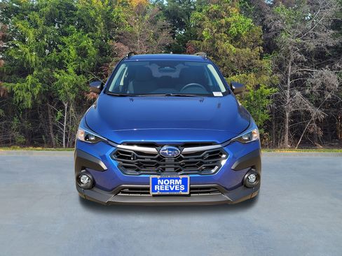 New 2025 Subaru Crosstrek 2.0i Premium image 2