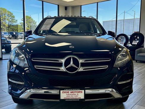 Used 2018 Mercedes-Benz GLE 350 4MATIC image 2