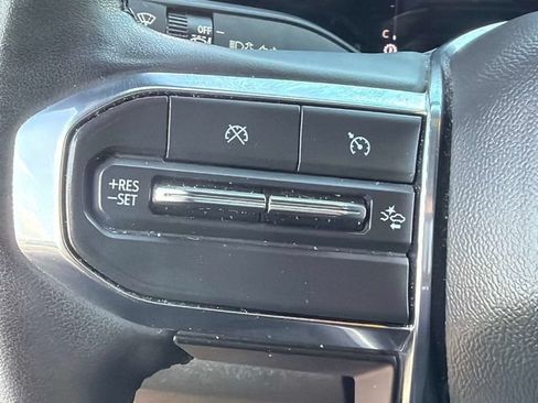 Used 2023 GMC Canyon Elevation w/ Convenience Package AWD/4WD image 25