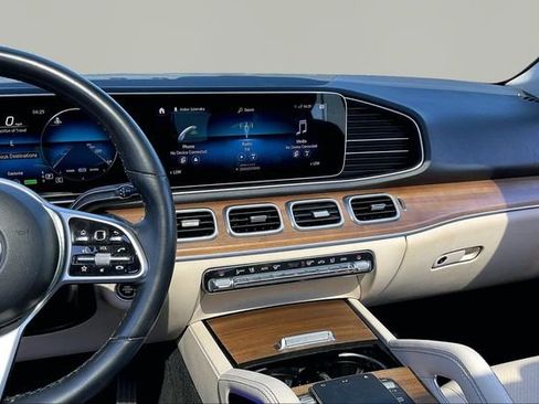 Used 2023 Mercedes-Benz GLE 450 4MATIC image 9