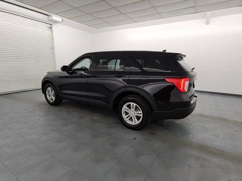 Used 2023 Ford Explorer XLT image 6