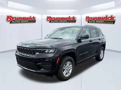 New 2025 Jeep Grand Cherokee Laredo w/ Luxury Tech Group I