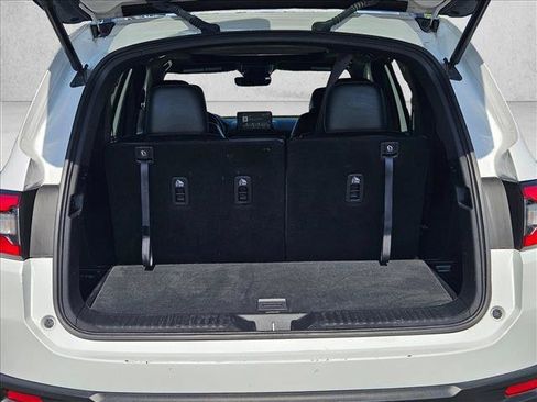 Used 2024 Honda Pilot TrailSport image 6