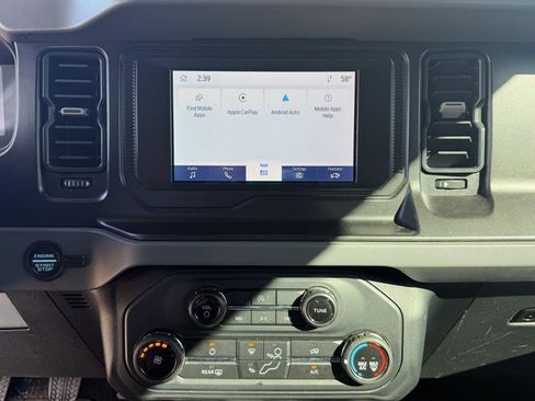 Used 2022 Ford Bronco 2-Door w/ Sasquatch Package image 15