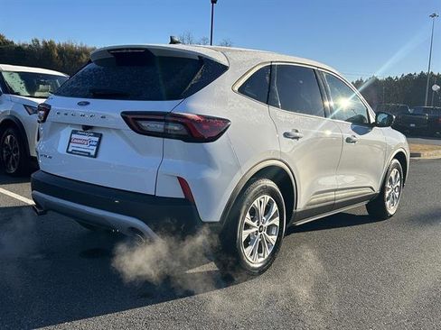 Used 2025 Ford Escape Active image 6