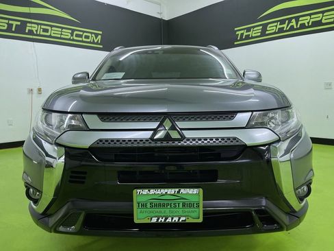 Used 2020 Mitsubishi Outlander SE image 3