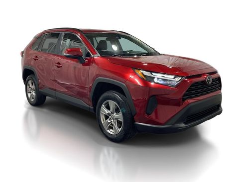 Used 2023 Toyota RAV4 XLE FWD image 5