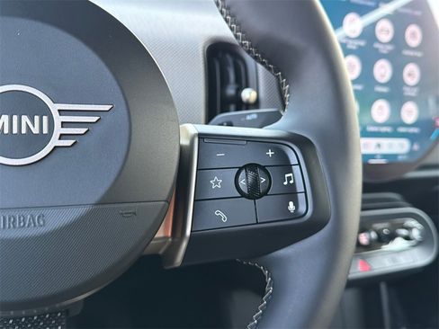 Used 2025 MINI Cooper S image 21