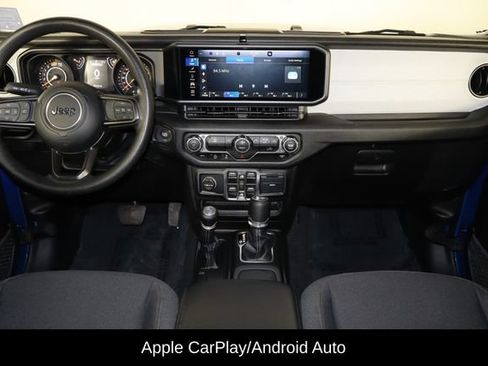 Used 2025 Jeep Wrangler Unlimited Sport AWD/4WD image 13