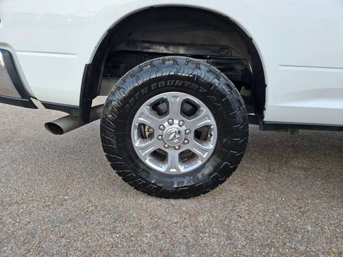 Used 2023 RAM 2500 Big Horn w/ Level 1 Equipment Group image 30