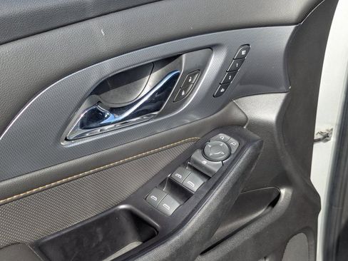 Used 2020 Chevrolet Traverse Premier w/ Redline Edition image 26