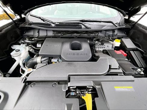 Certified 2025 Nissan Murano SV image 27