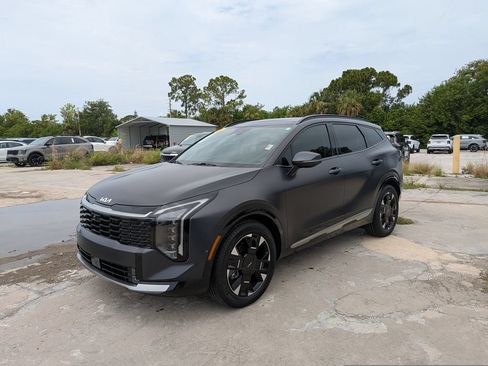 Certified 2026 Kia Sportage SX FWD image 4