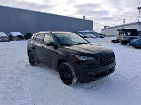 New 2026 Jeep Compass Latitude w/ Quick Order Package 29K AWD/4WD image 2