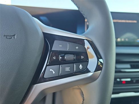 Used 2025 BMW i4 eDrive40 image 23