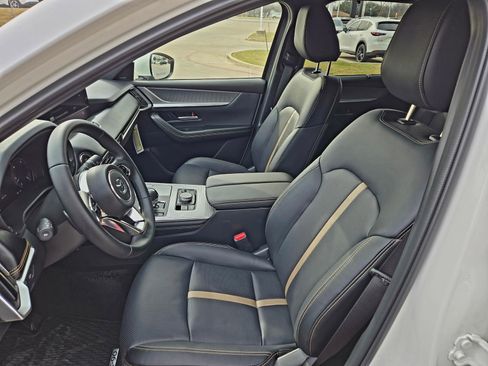 New 2026 MAZDA CX-90 3.3 Turbo w/ Premium Plus Pkg image 17