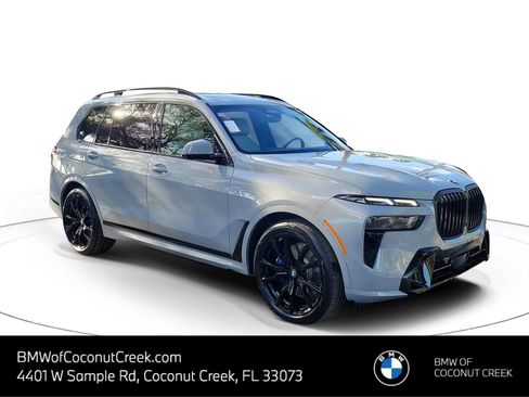 New 2026 BMW X7 xDrive40i AWD/4WD image 1