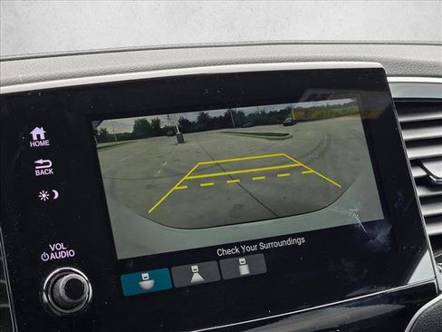 Used 2021 Honda Passport Sport image 12