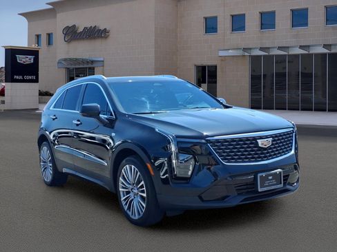 Certified 2024 Cadillac XT4 Premium Luxury AWD/4WD image 3