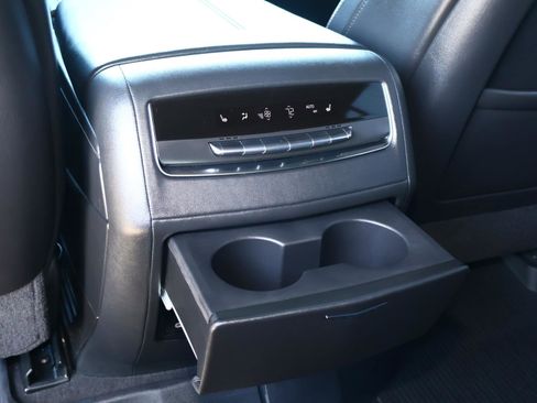 Used 2021 Cadillac Escalade Sport w/ Driver Assist Tech Package image 19