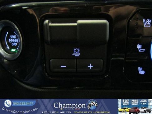 Certified 2024 GMC Sierra 1500 SLT w/ SLT Premium Package AWD/4WD image 40