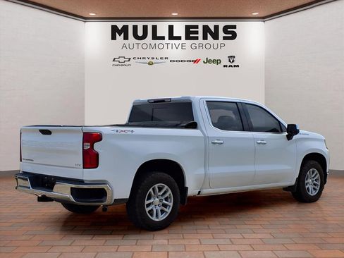 Used 2020 Chevrolet Silverado 1500 LTZ w/ LTZ Convenience Package image 3