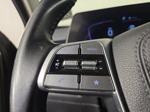 Certified 2025 Kia Telluride S FWD image 22