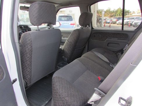 Used 2000 Nissan Xterra XE image 21