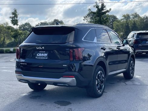 New 2026 Kia Sorento S w/ S Panoramic Sunroof Package image 7
