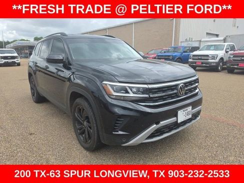 Used 2023 Volkswagen Atlas SE w/ Black Wheel Package FWD image 1