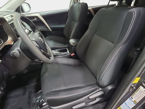 Used 2015 Toyota RAV4 XLE AWD/4WD image 13