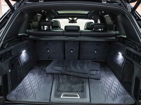 Used 2026 BMW X5 M60i w/ Executive Package image 27
